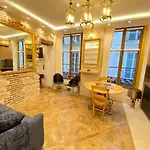 Elegant Appartement Dans Ancien Hotel Particulier