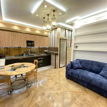 Elegant Dans Ancien Particulier Appartamento *
